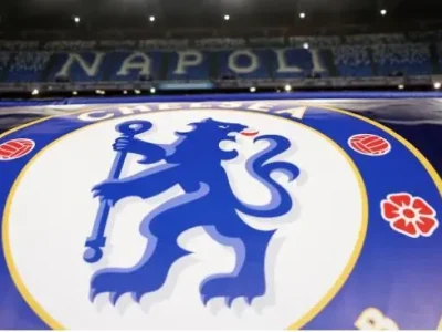Sốc: CĐV Chelsea nhập viện trước trận gặp Napoli, CLB lên tiếng cảnh báo khẩn