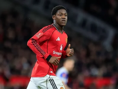 Carrick ‘vạch trần’ sai lầm của Amorim: Kobbie Mainoo bị ‘chôn chân’ ở MU?