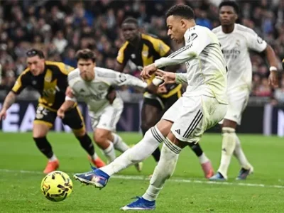 Sốc: Real Madrid lập kỷ lục phạt đền khó tin, Mbappe sắp đuổi kịp Ronaldo!