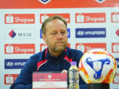 HLV Polking cảnh báo CAHN trước trận tái đấu Tampines Rovers: ‘Tuần tới là một lịch sử hoàn toàn khác’