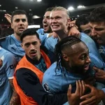 Man City 'hồi sinh' cuộc đua vô địch Ngoại hạng Anh: Bàn thắng phút chót khiến Arsenal toát mồ hôi 1